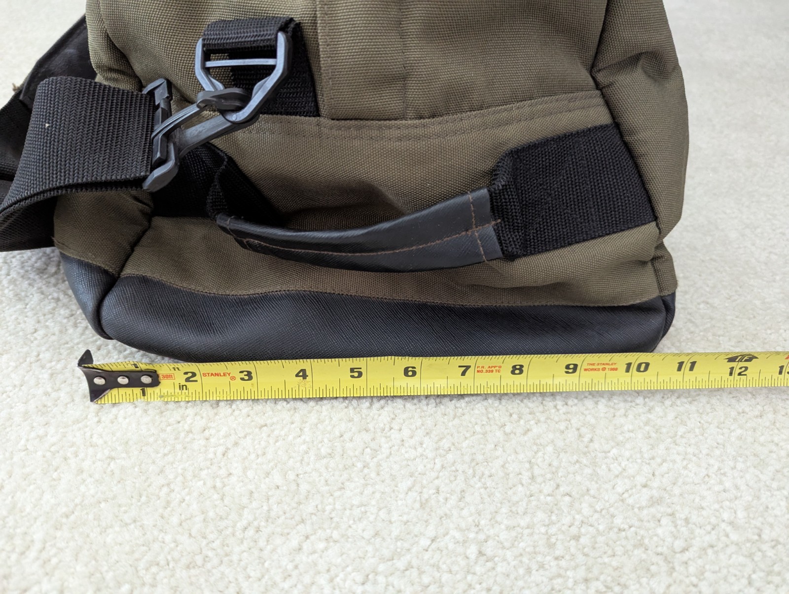 VTG Duck Head American Classic 36” Green Canvas Duffel Bag
