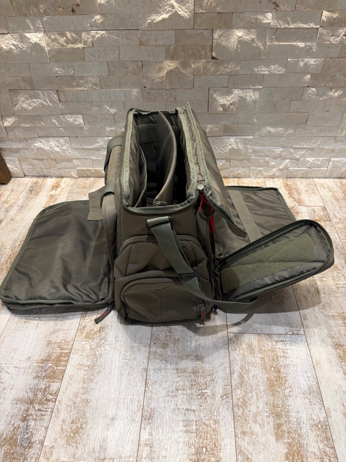 This is an Oakley range / duty bag for law enforcement.