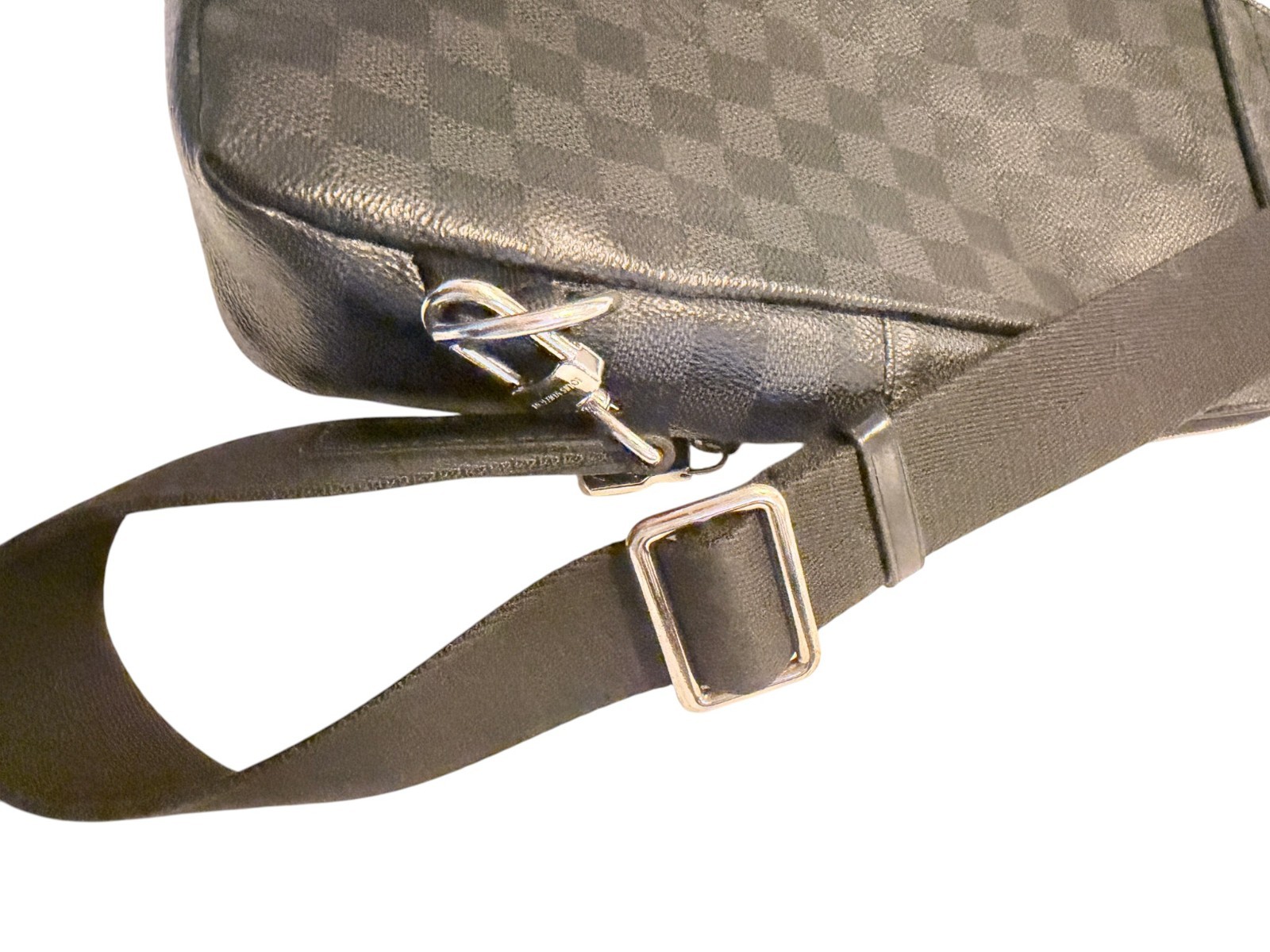 Louis Vuitton Damier Graphite Avenue Sling Bag Crossbody Black Leather
