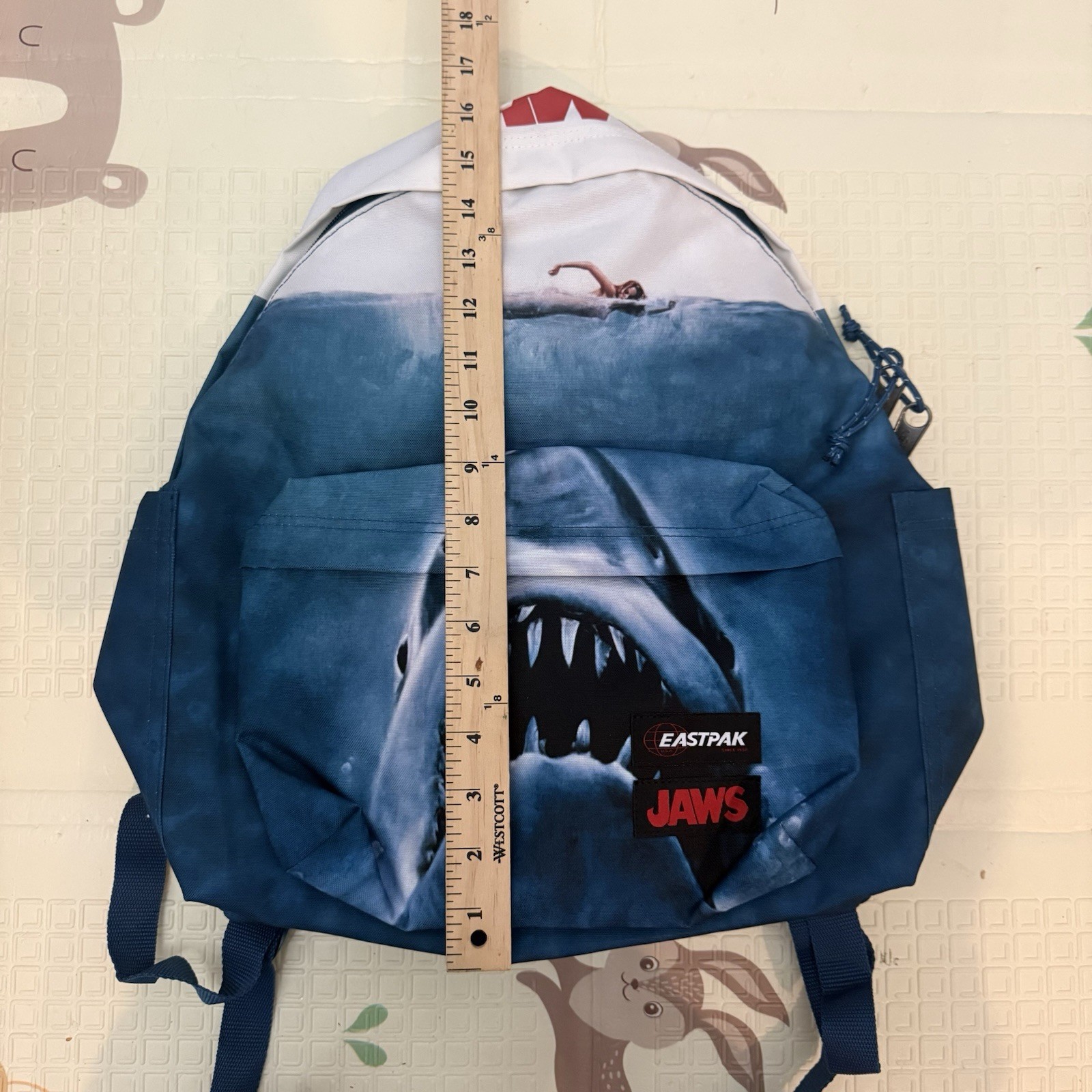 Eastpak Padded Day Packer Backpack Jaws Poster JS0A85MA RARE New