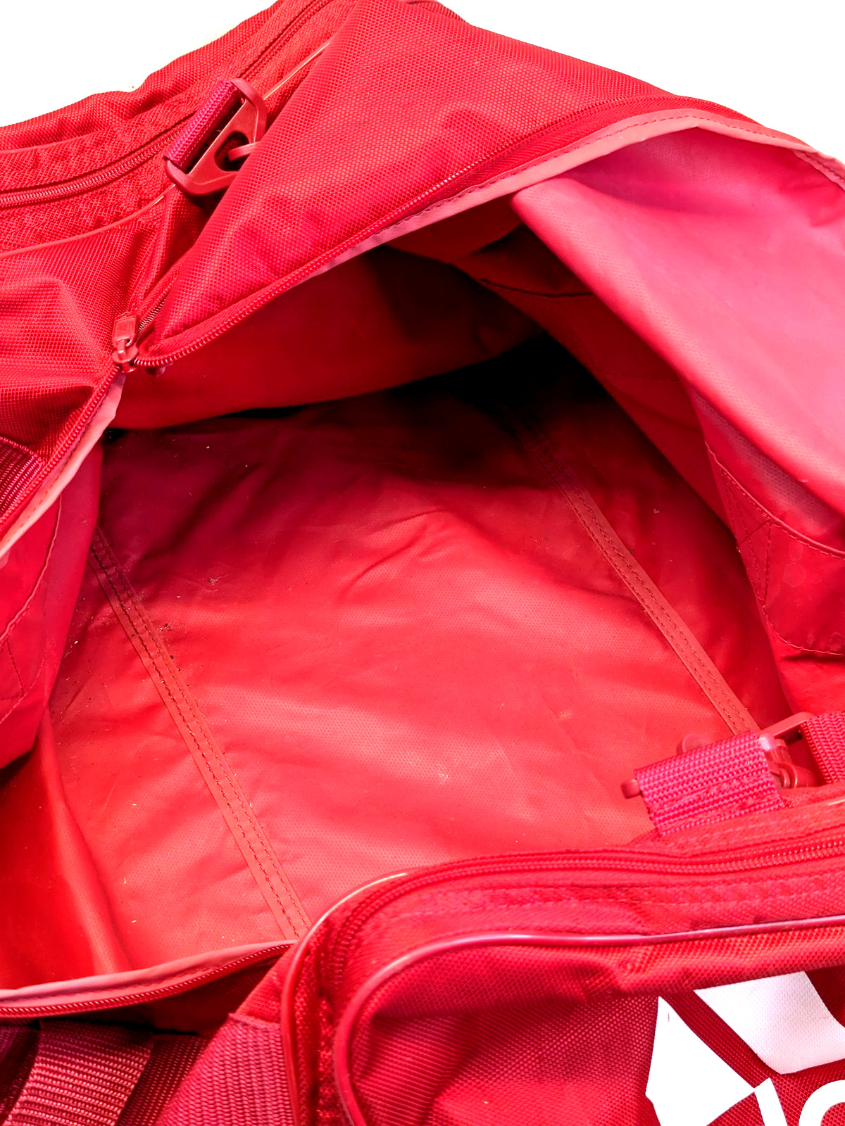 Adidas Duffle Team Coaching Bag Gym Travel Retro Red White 11x12x25 Large Bag