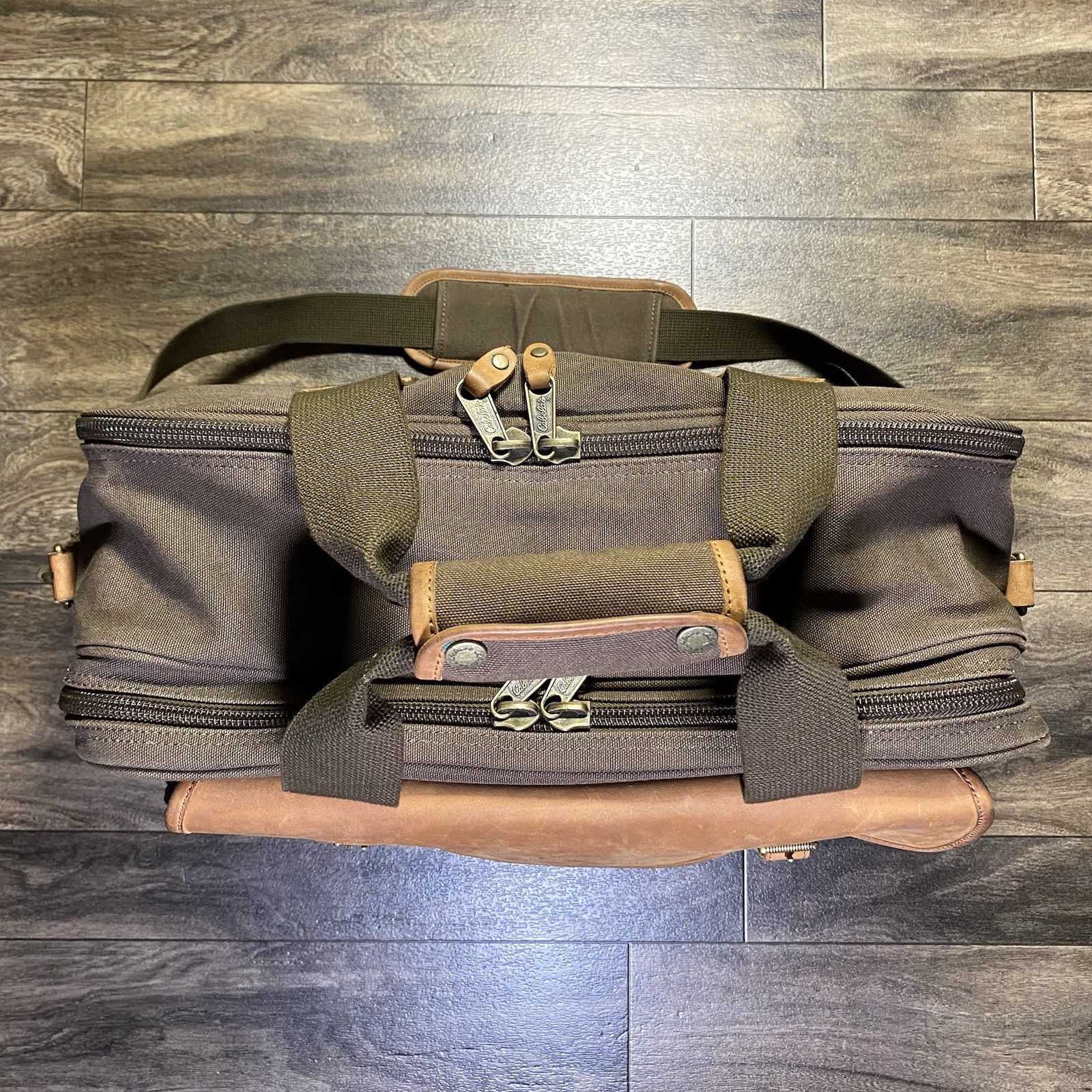 Cabela’s Canvas Leather Weekender Duffel Bag Large Hunting Fishing Travel EUC