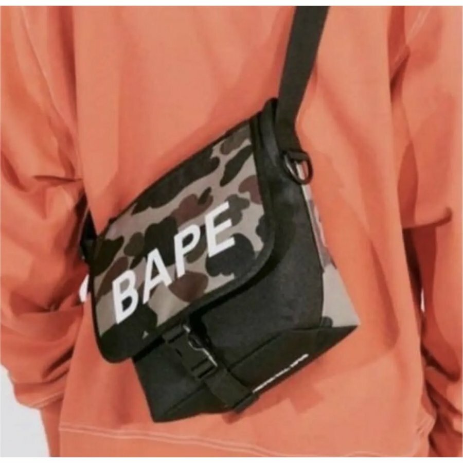 A Bathing Ape 2020 WINTER COLLECTION Camo Shoulder Bag 21cm x 28cm x 18cm