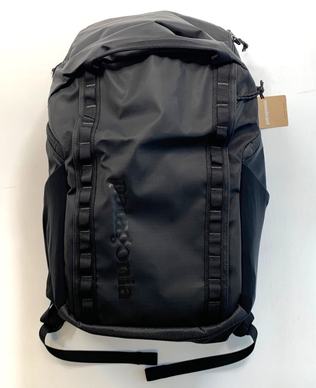 PATAGONIA Black Hole Pack 32L Backpack – #49302 BLACK w/ BLACK (BOB)