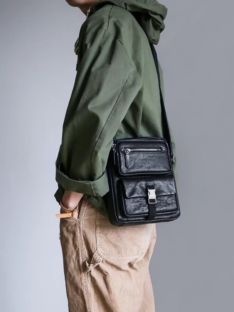 Genuine Leather Messenger Bag for Men Multi-Pocket Crossbody Shoulder Bag Black