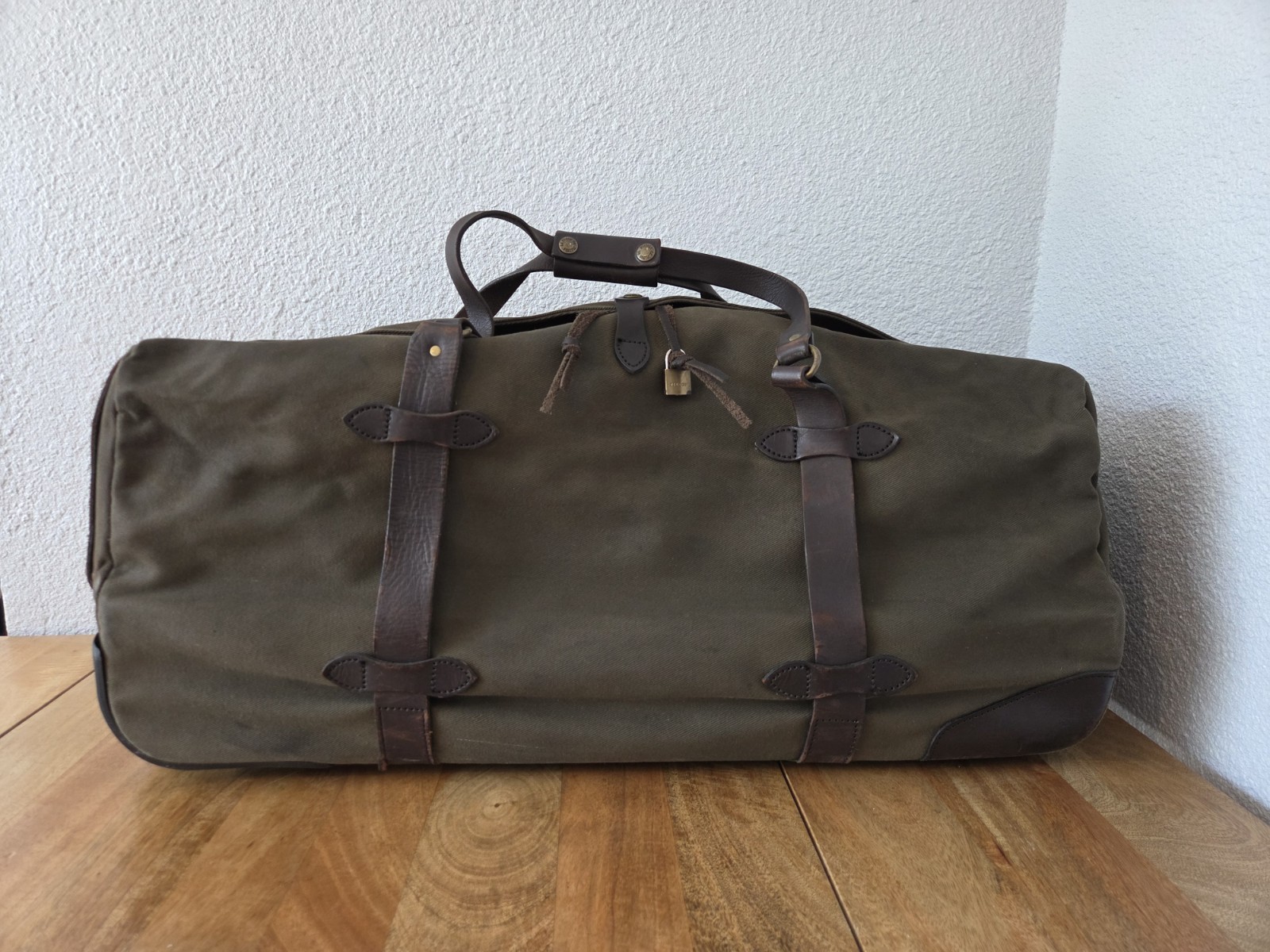Filson Large Rugged Twill Rolling Duffle Bag | YKK Era | Otter Green | USA Made