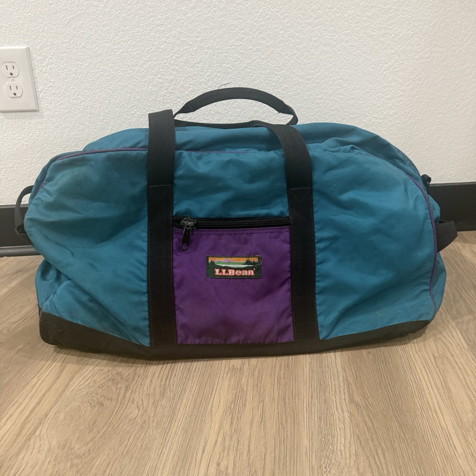 VTG LL Bean Medium 23” Duffle Bag Patch Purple Teal Gym Bag