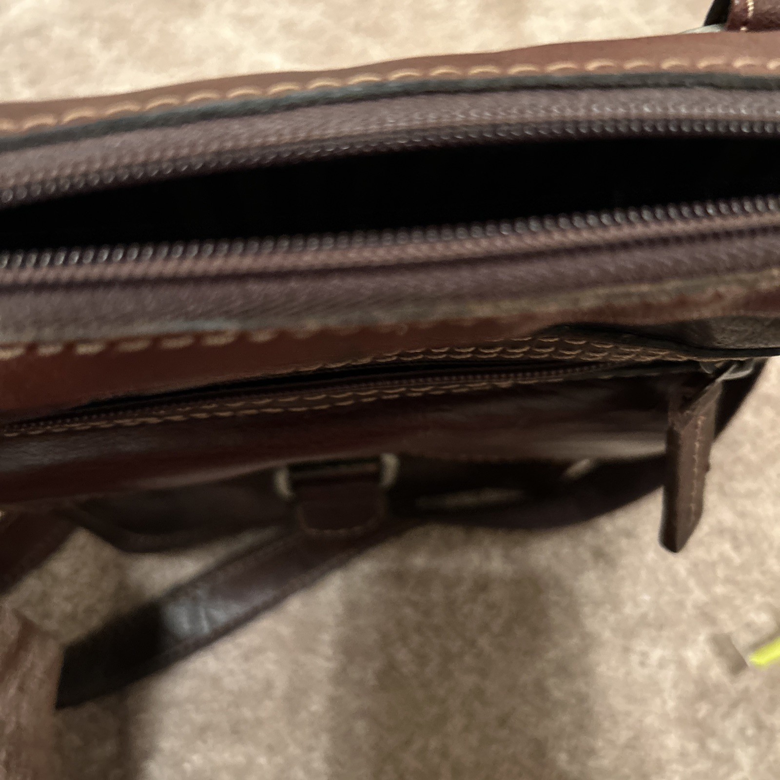 Leather Artisan Heavy Leather Messenger Bag Crossbody 10in X9 In . Never Used