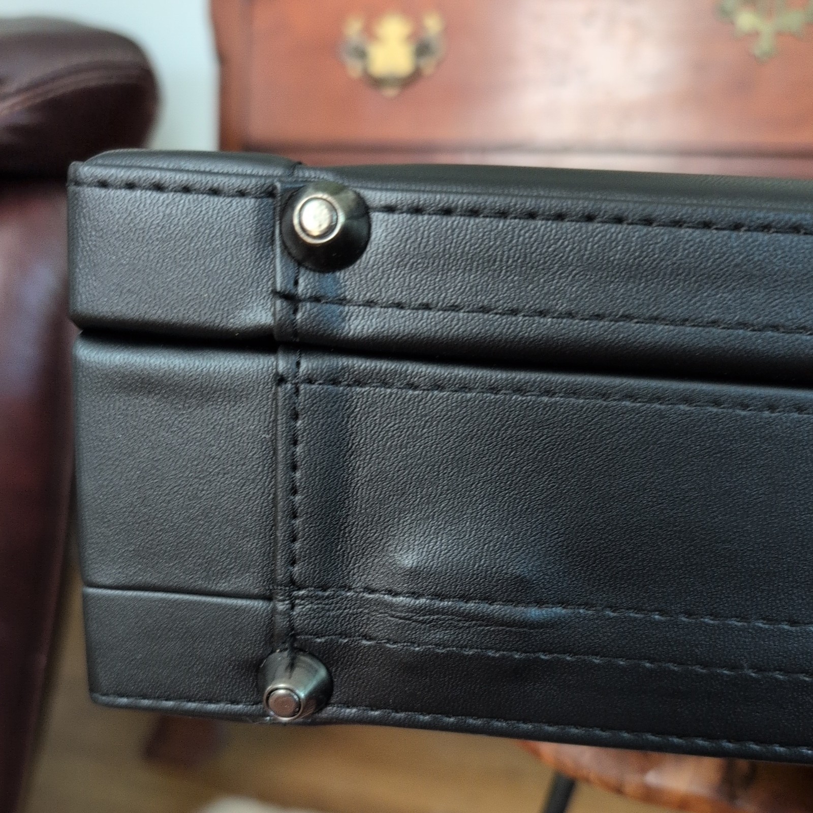 Heritage Black Expandable Leather Attache 4″-5″ 3 File Folder With Pockets 14775