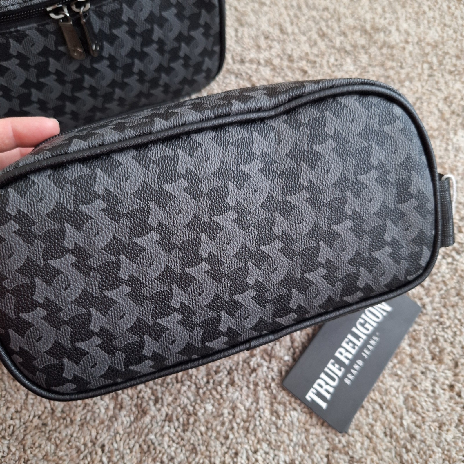 2 TRUE RELIGION Mens Toiletry Travel Bags CODA AUKKA Faux Leather Black NWT
