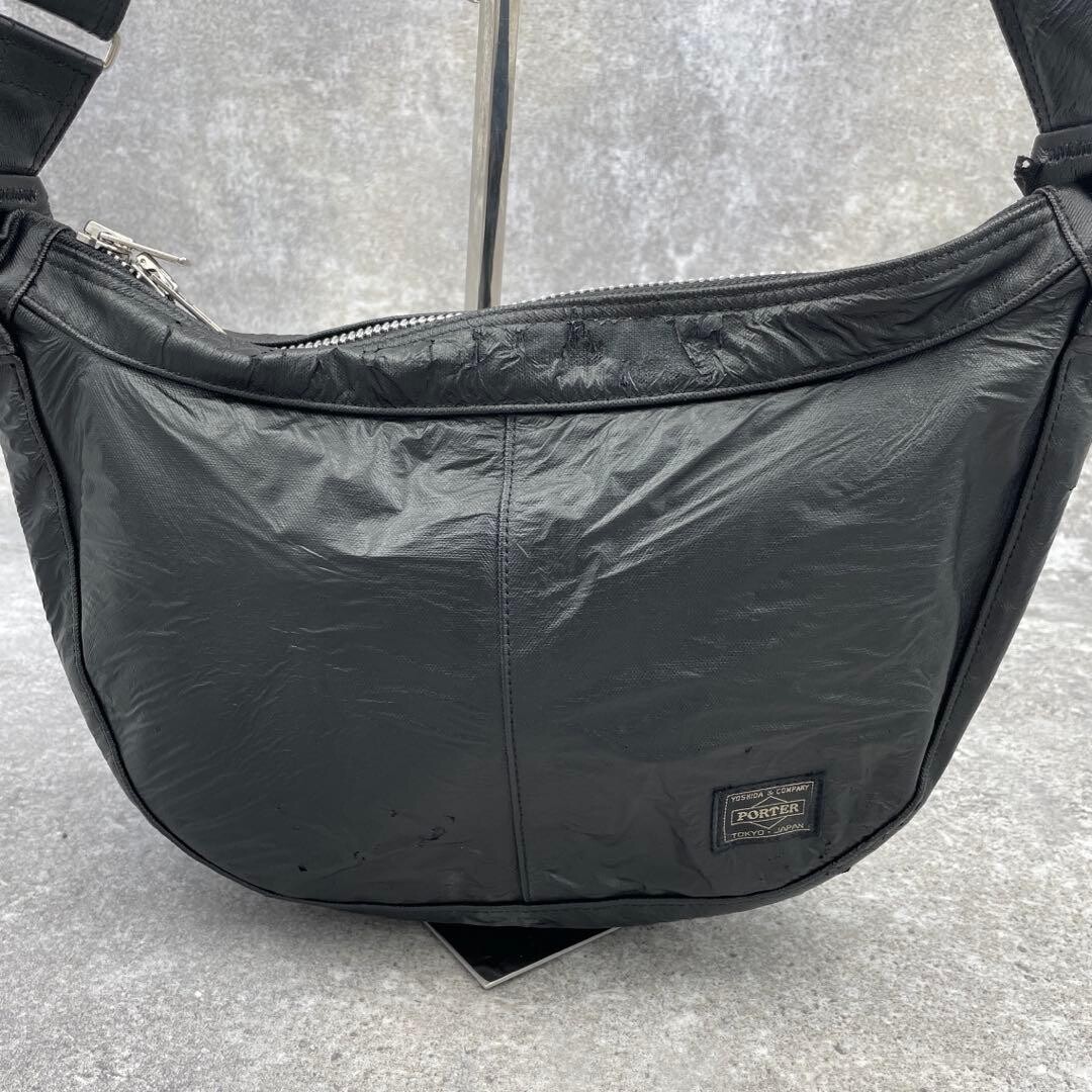 Porter Freestyle Leather Shoulder Bag Black Half Moon Men’s Japan 37cm 22cm