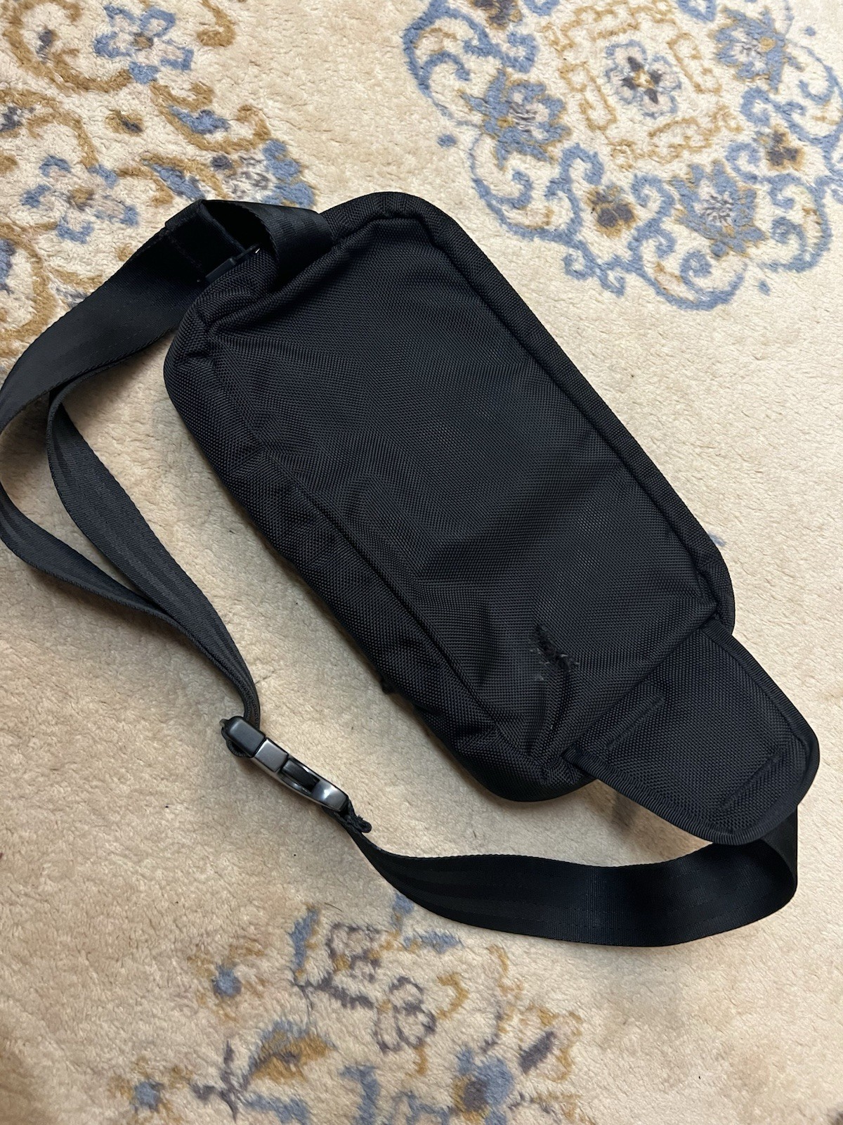 Chrome Industries MXD Segment Notch Sling Bag Low Profile Crossbody Black READ