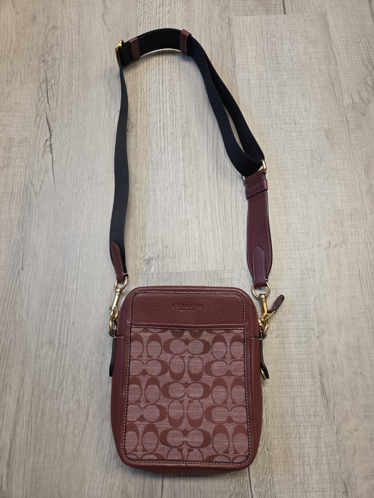 Coach SULLIVAN CG996 Signature Chambray & Leather Crossbody Bag In WINE