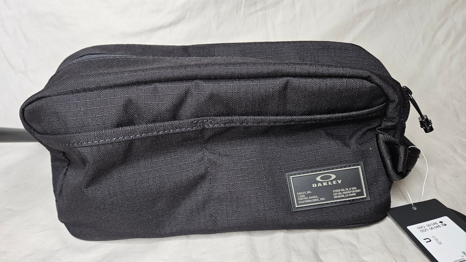 Oakley Utility Travel Case Pouch Black Cordura Toiletry Travel Bag Organizer NEW