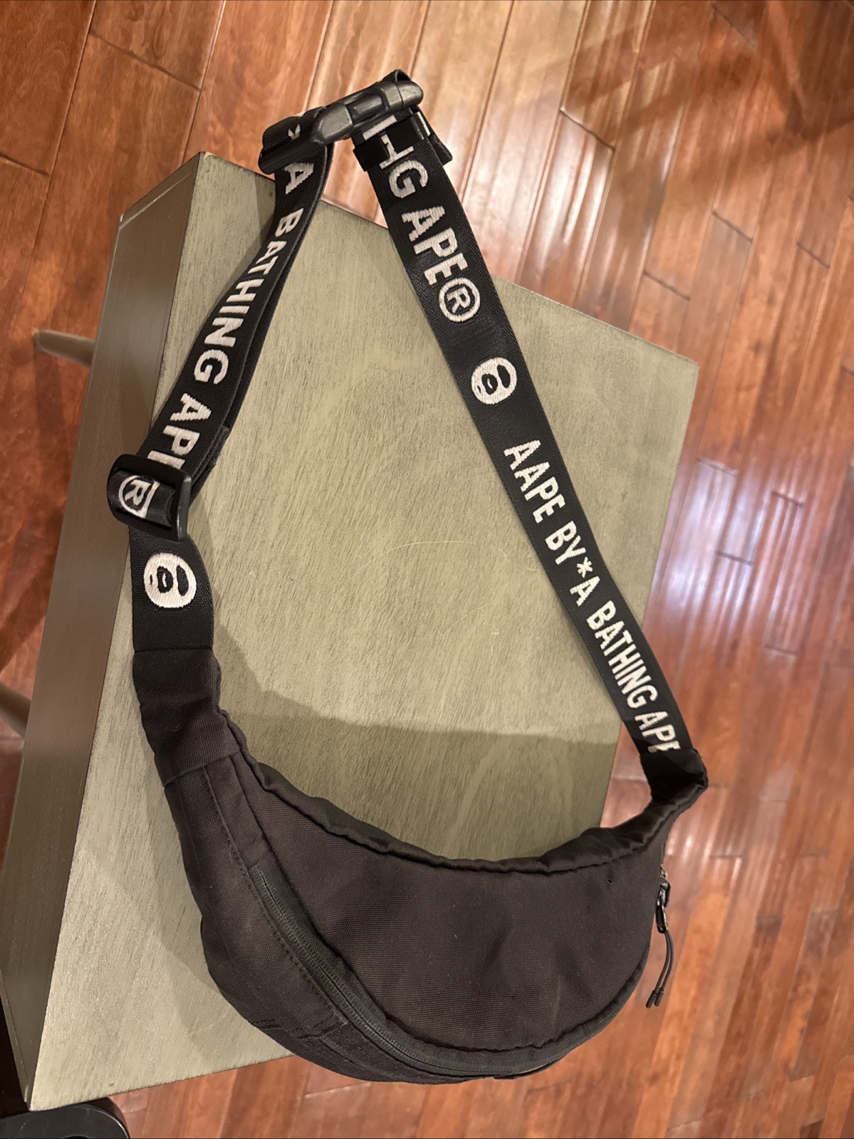 AAPE BY*A Bathing Ape BAPE Sling Bag Crossbody Fanny Black AUTHENTIC Banger Z10
