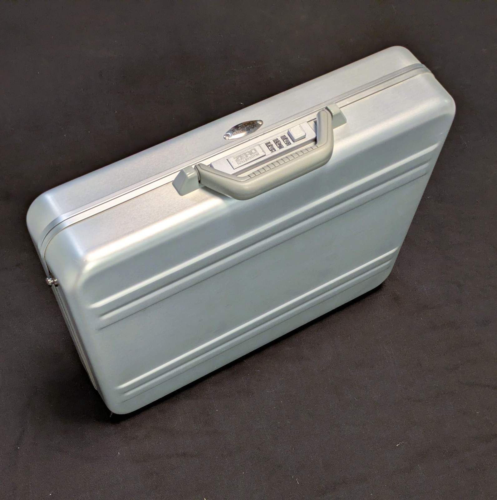 Vintage Zero Halliburton Aluminum Attache Laptop Case – 18 x 13 x 4 Dial Lock