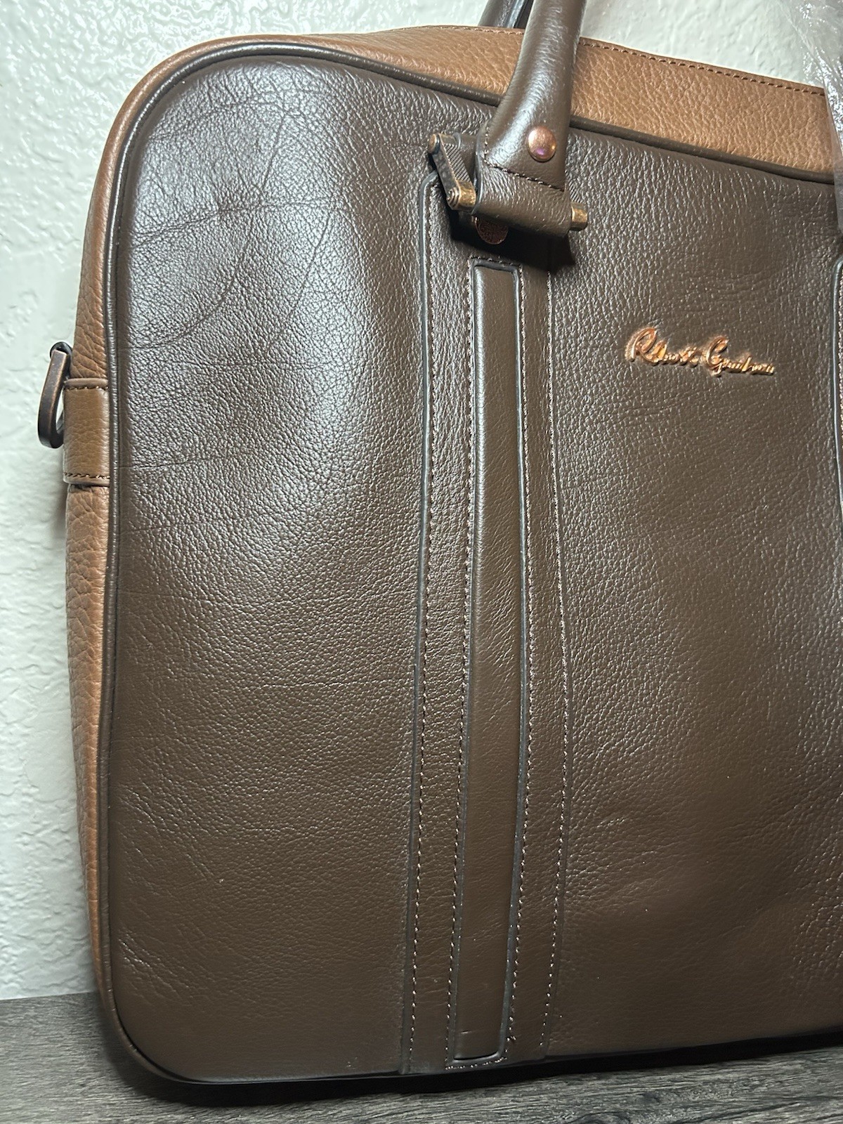 *NWT Robert Graham Brown Two Tone Roman Leather Professional Messenger Briefcase