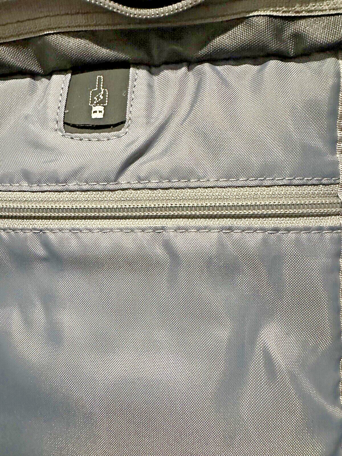 LL Bean Black Deluxe Backpack IV Laptop Bag with Gray Reflective Stripe New 37L