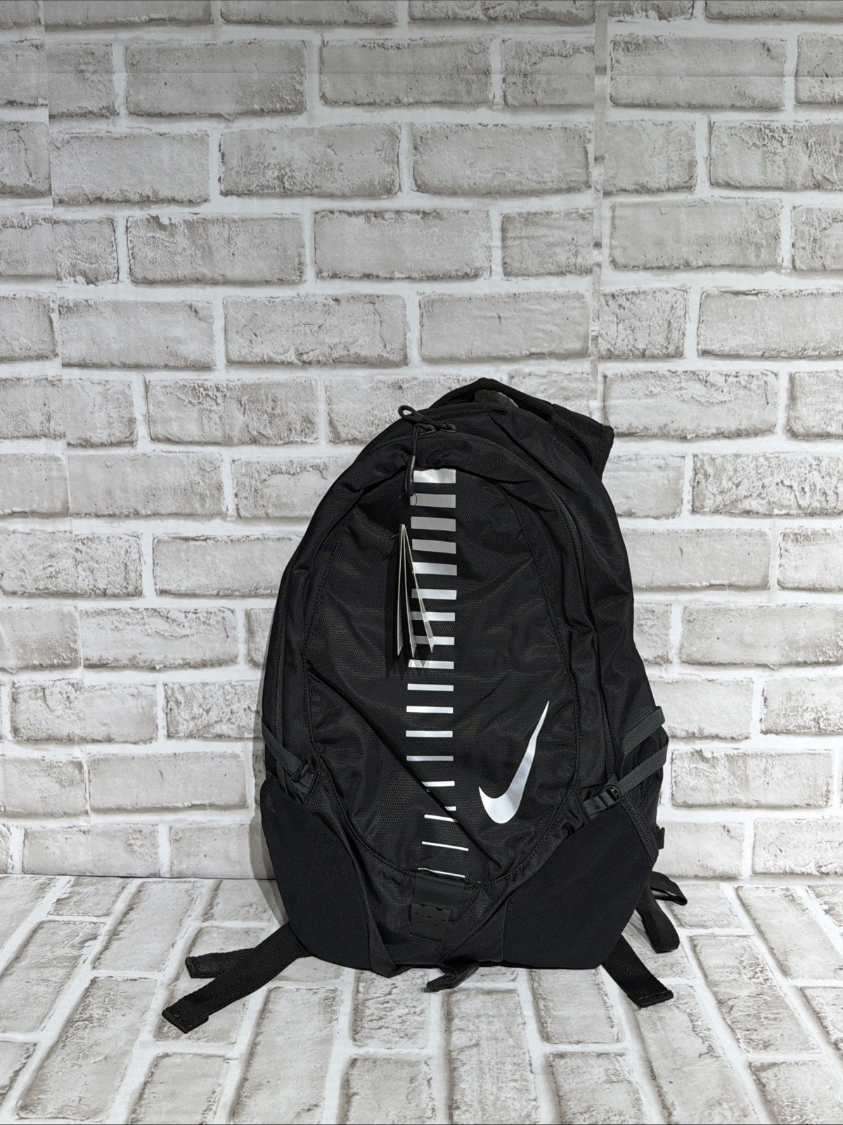 Nike Run Commuter Engineered Ultra Light Reflective Backpack Black N0003567-045