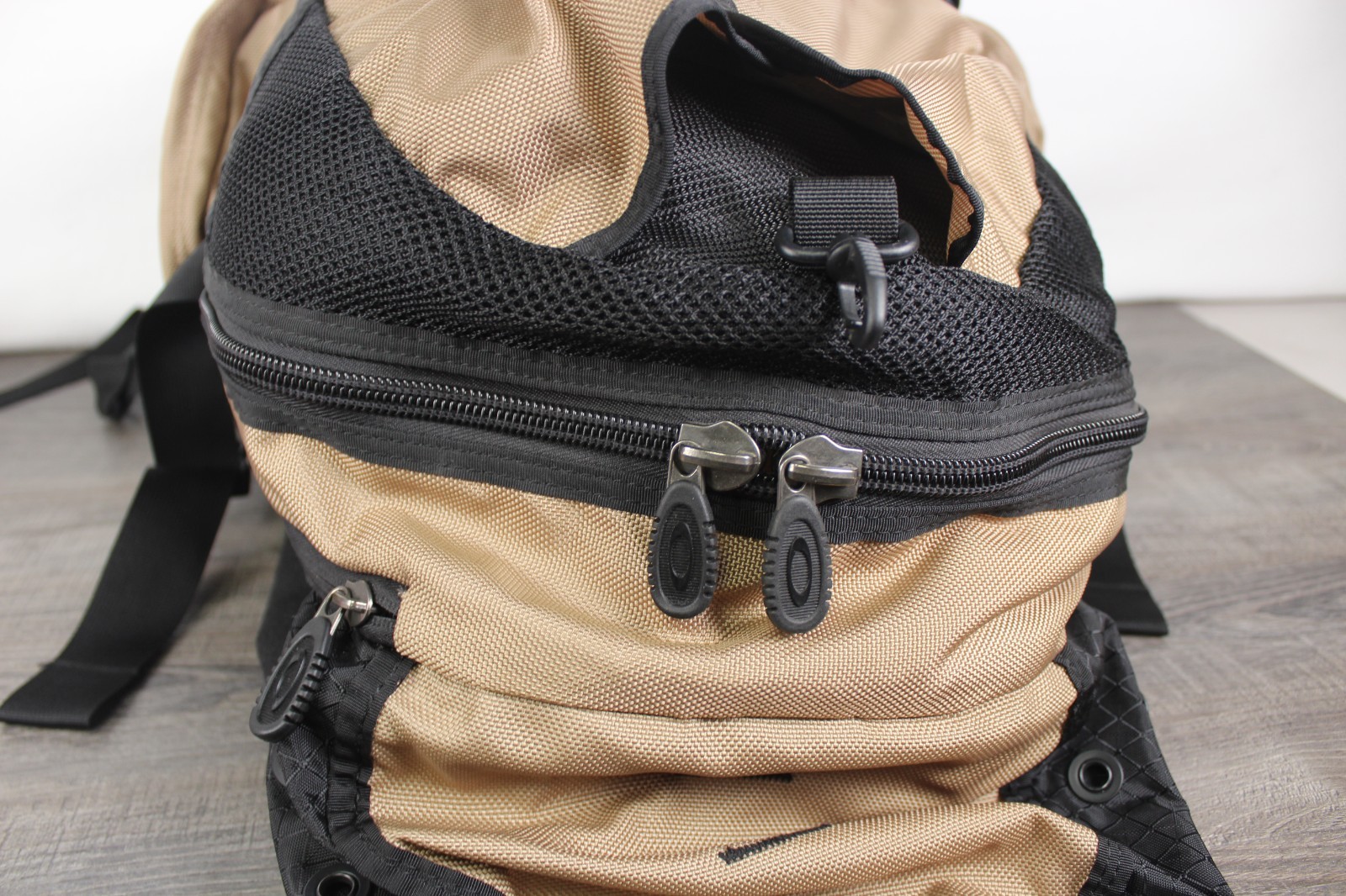 Vintage Y2K Oakley Icon Backpack Desert Tan Black Military Rucksack Clean Shape