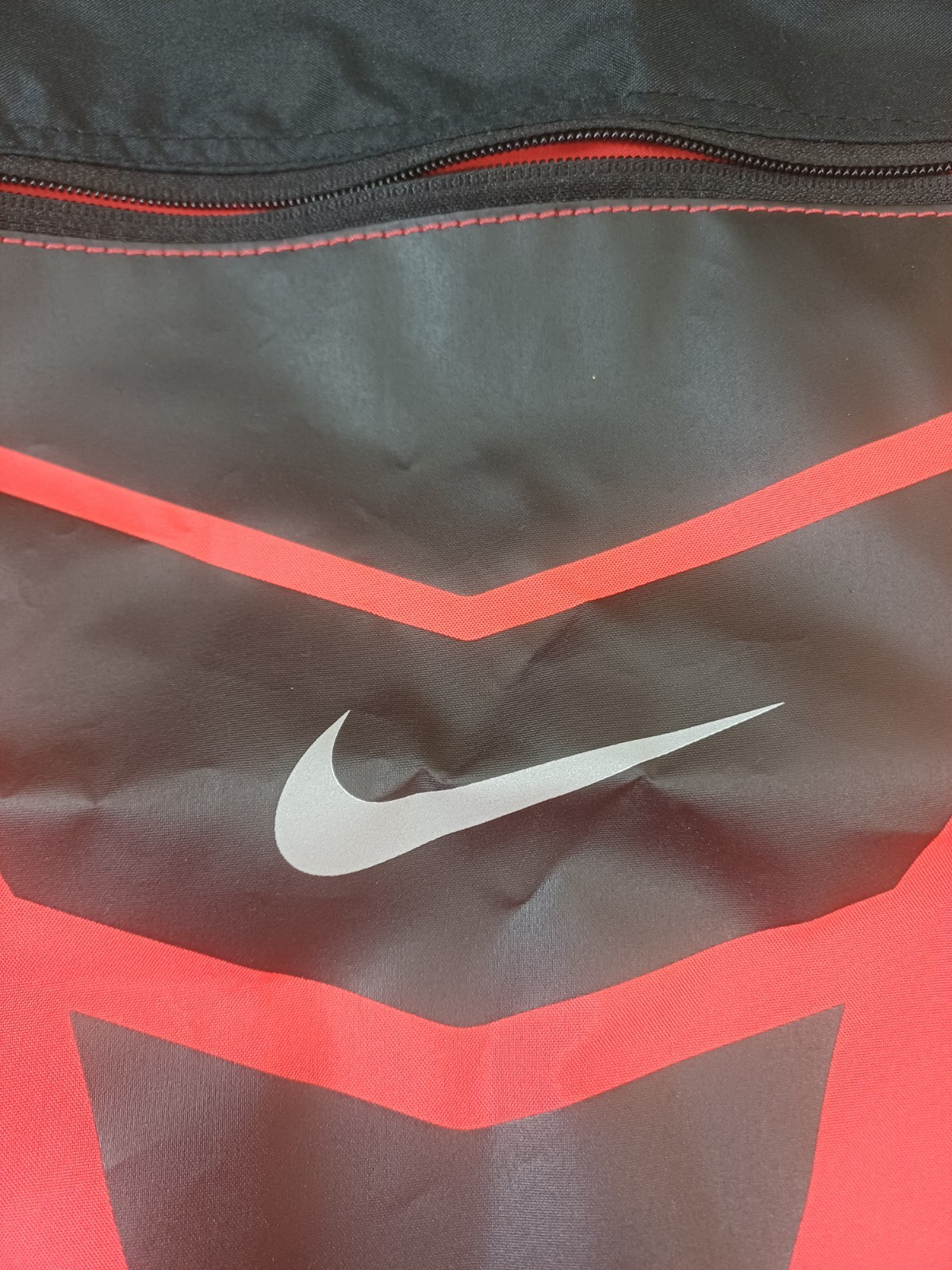 Nike Drawstring Gym Shoe Uniform Bag Backpack Red Black EUC