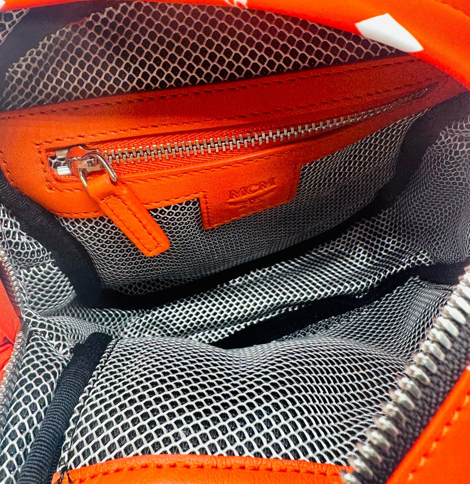$525 New MCM Orange Flame Nylon Jemison Crossbody 2 in 1 Bag MUR9AJV05O1001