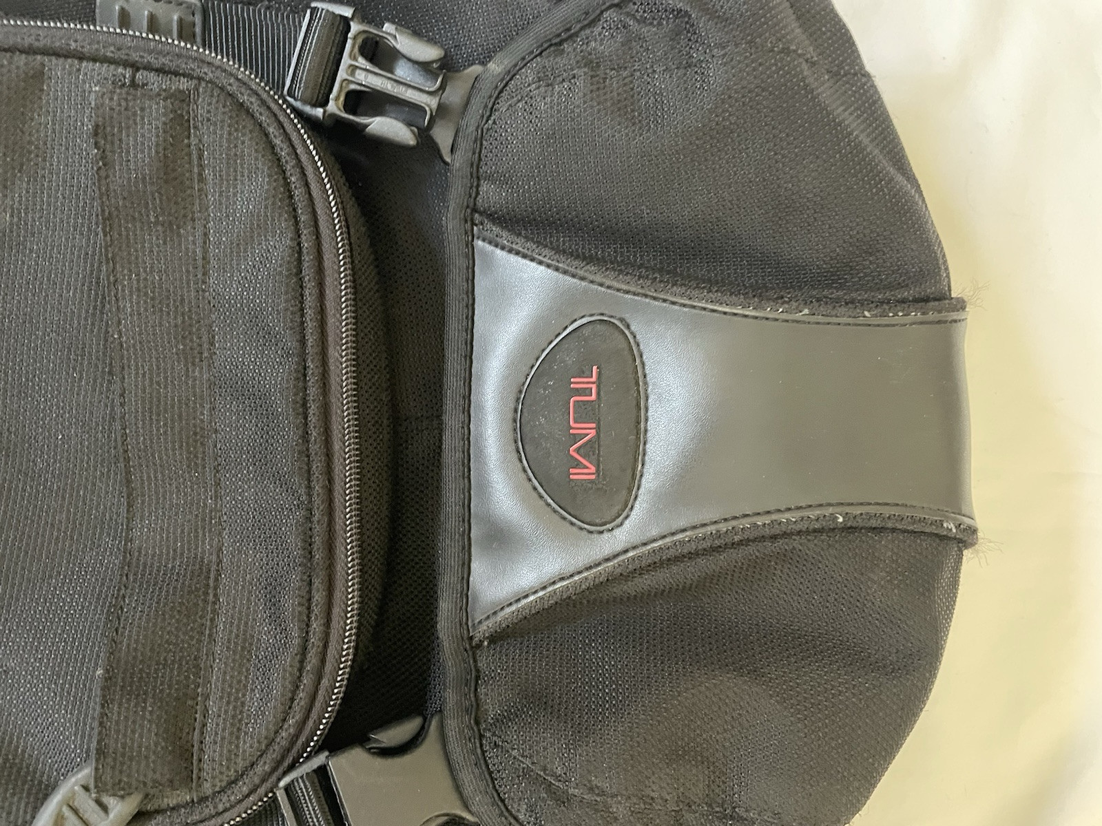 Tumi T2 Black Leather Nylon Backpack Clean Very Good Condition