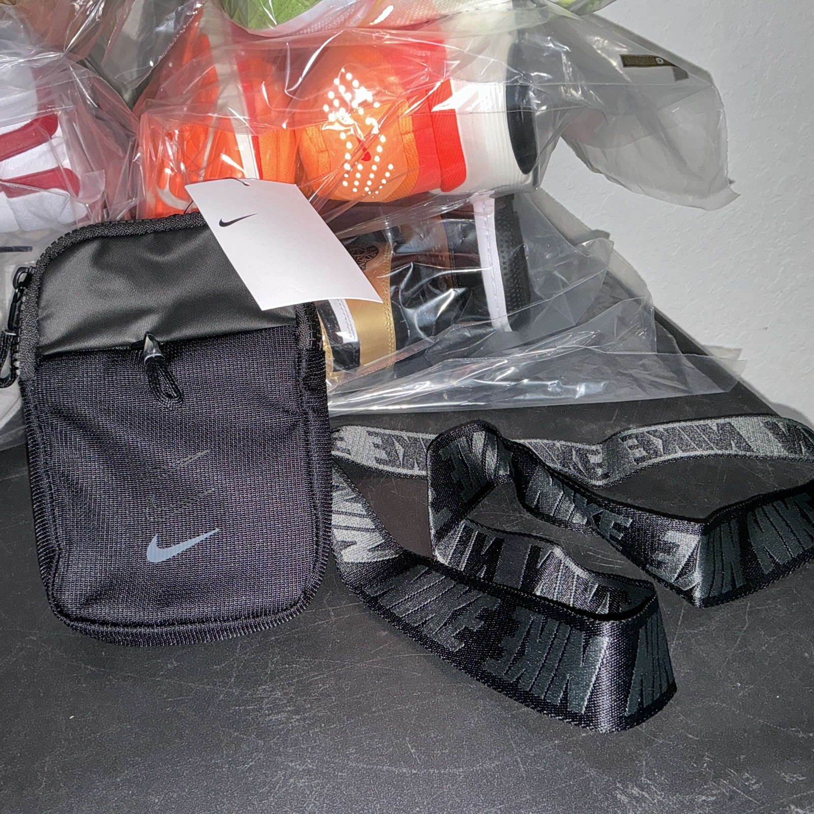 Nike Essentials Hip Bag Crossbody Concert Pouch Fit Pro Max Black BA5904-011