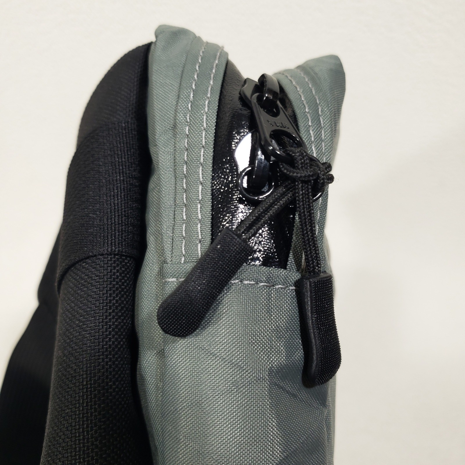 Mission Workshop Notch Tech Pouch Gray Modular Sling Pack Arkiv Compatible