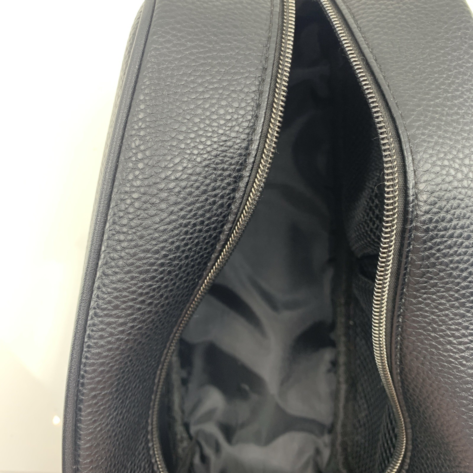 True Religion Titan Black Leather Dopp Kit Travel Shave/Tolietry Pouch Bag