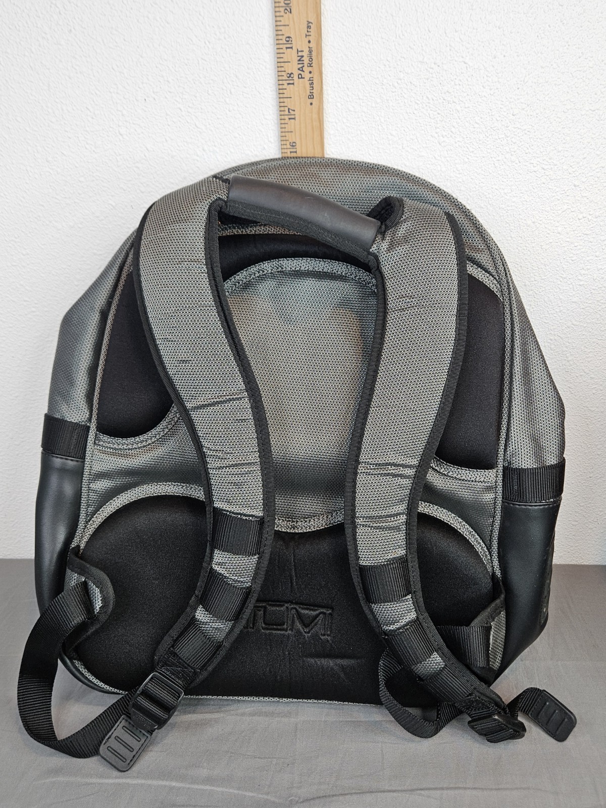Authentic Tumi Black & Grey Ballastic Nylon Laptop Backpack Cushiouned VGC