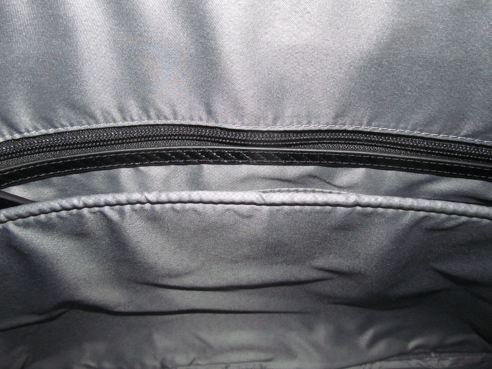 TUMI Eastshore Executive Black Nylon-Leather 14″ Laptop Sleeve Brief Carbon, NWT