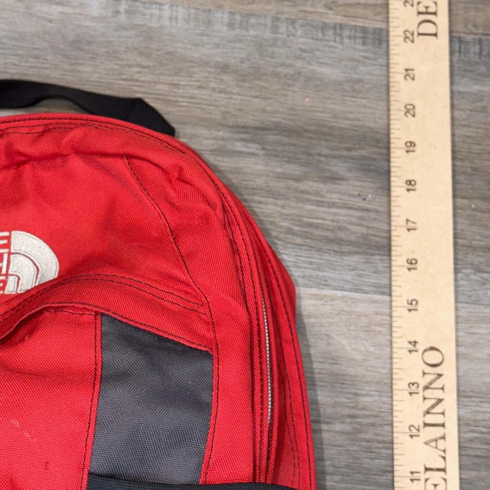 The North Face Yavapai Backpack Peppermint Red White Color-Way Black Bottom