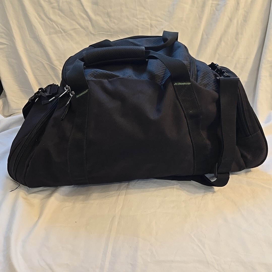 Callaway Golf Bag Black Duffle Bag 20″x 12″x 10”