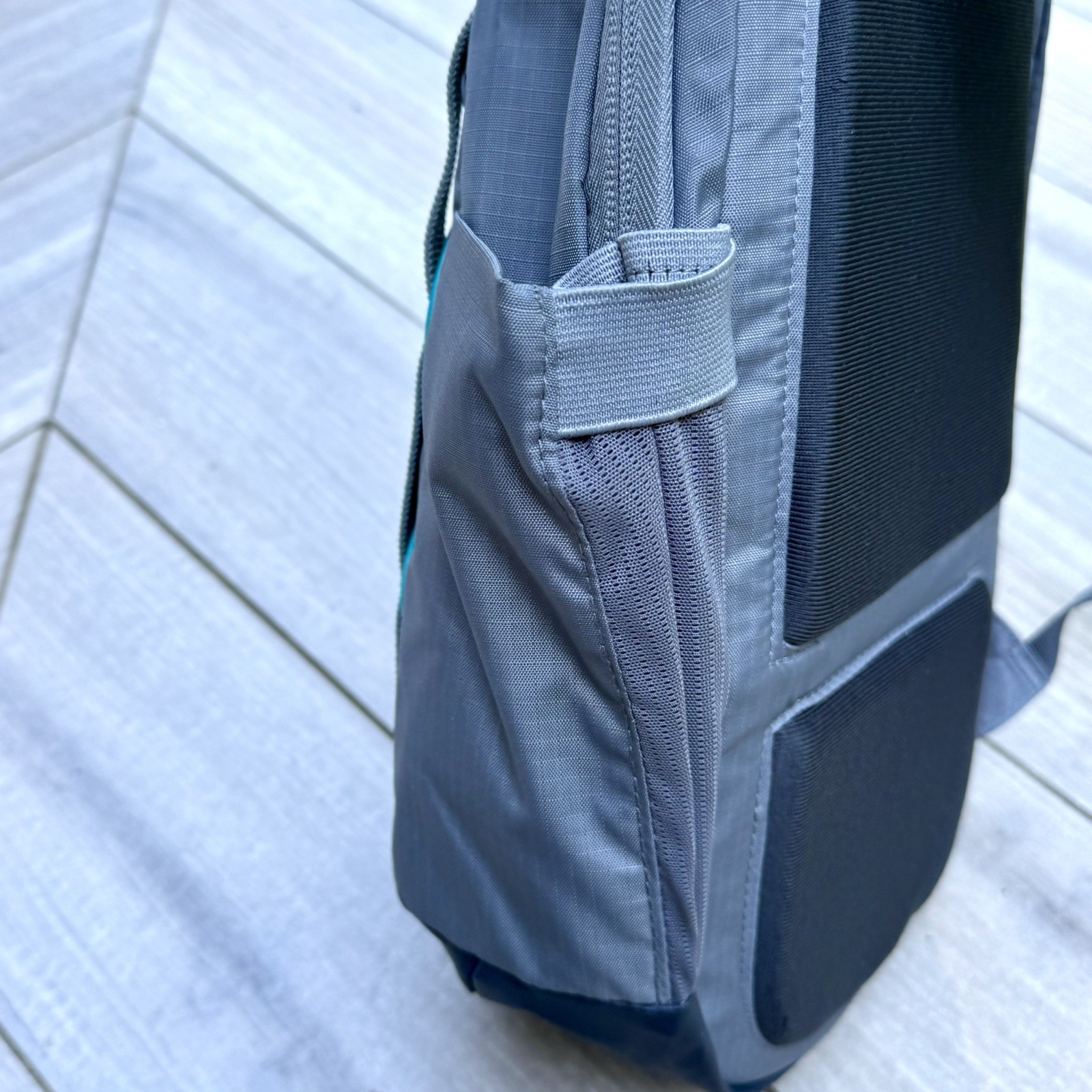 Hurley Tech Terrain Sling Bag Gray