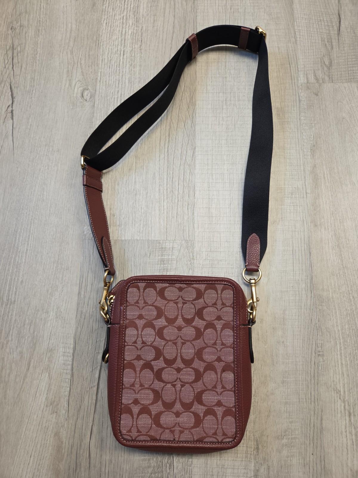 Coach SULLIVAN CG996 Signature Chambray & Leather Crossbody Bag In WINE