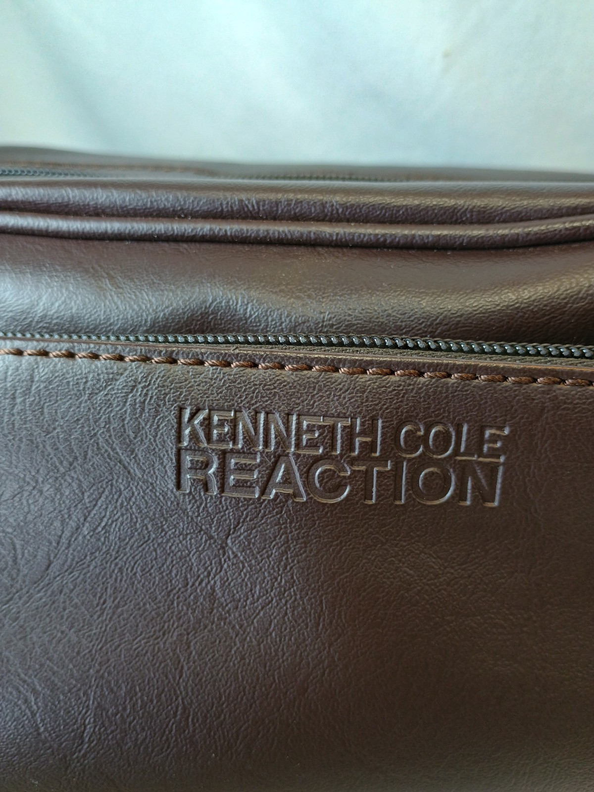 Kenneth Cole Reaction Case Travel Bag Brown NEW 559781N