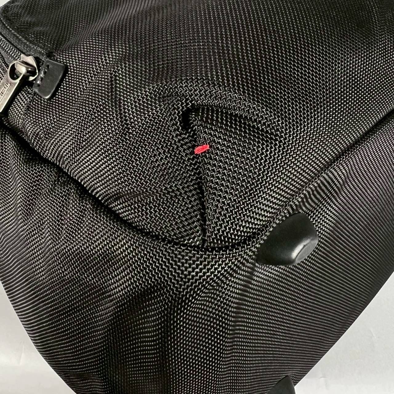 Tumi Alpha Bravo Business Nylon Laptop Bag 30cm x 42cm x 16cm, Used