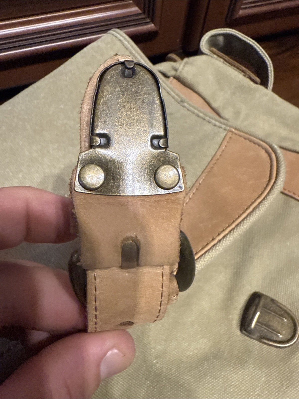 Vintage LL Bean Beige Canvas Leather Buckle Crossbody Shoulder Bag 13 x 3 x 9 in