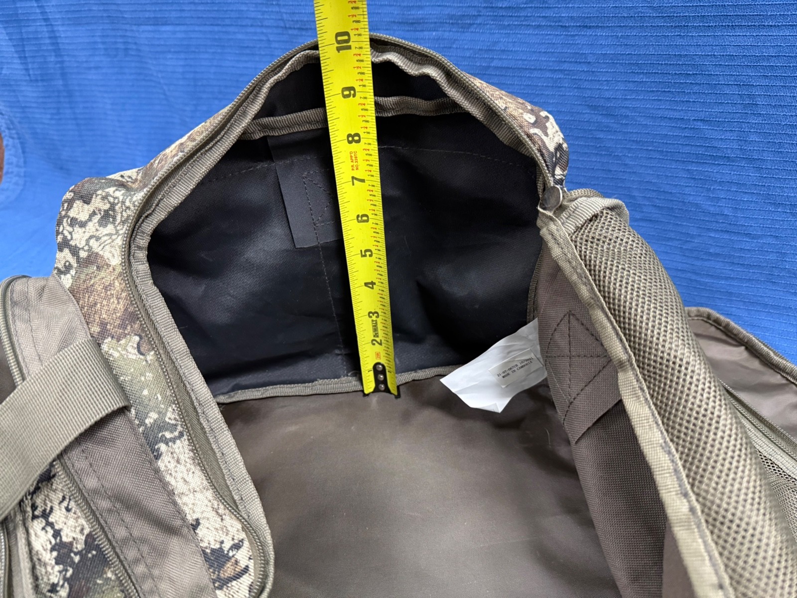 Cabelas Camouflage Duffle Bag with Shoulder Strap, 18 x 12 x 8 Inches