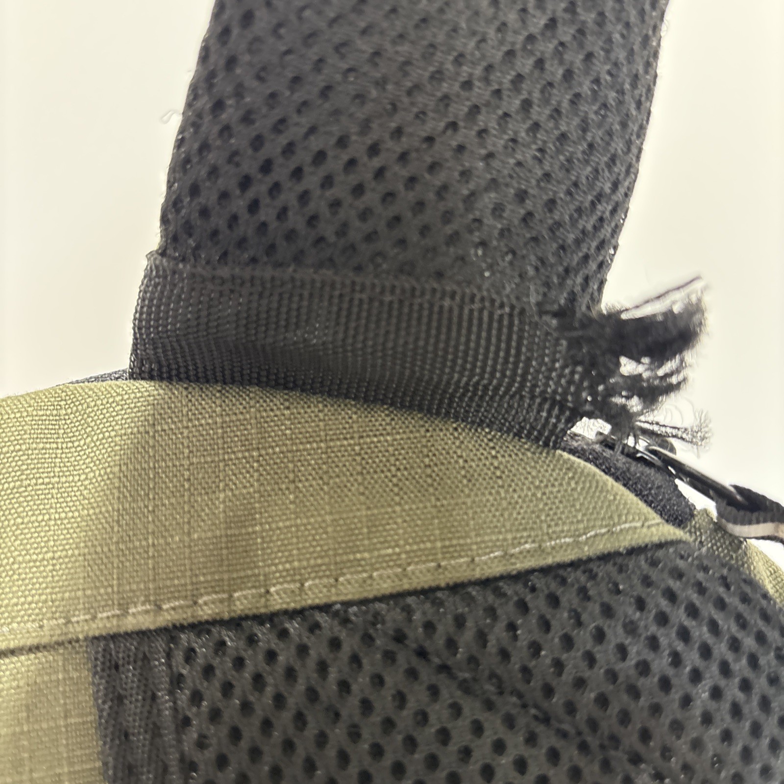 Oakley Men’s Utility Hiking School Laptop Travel Backpack Black Olive Green