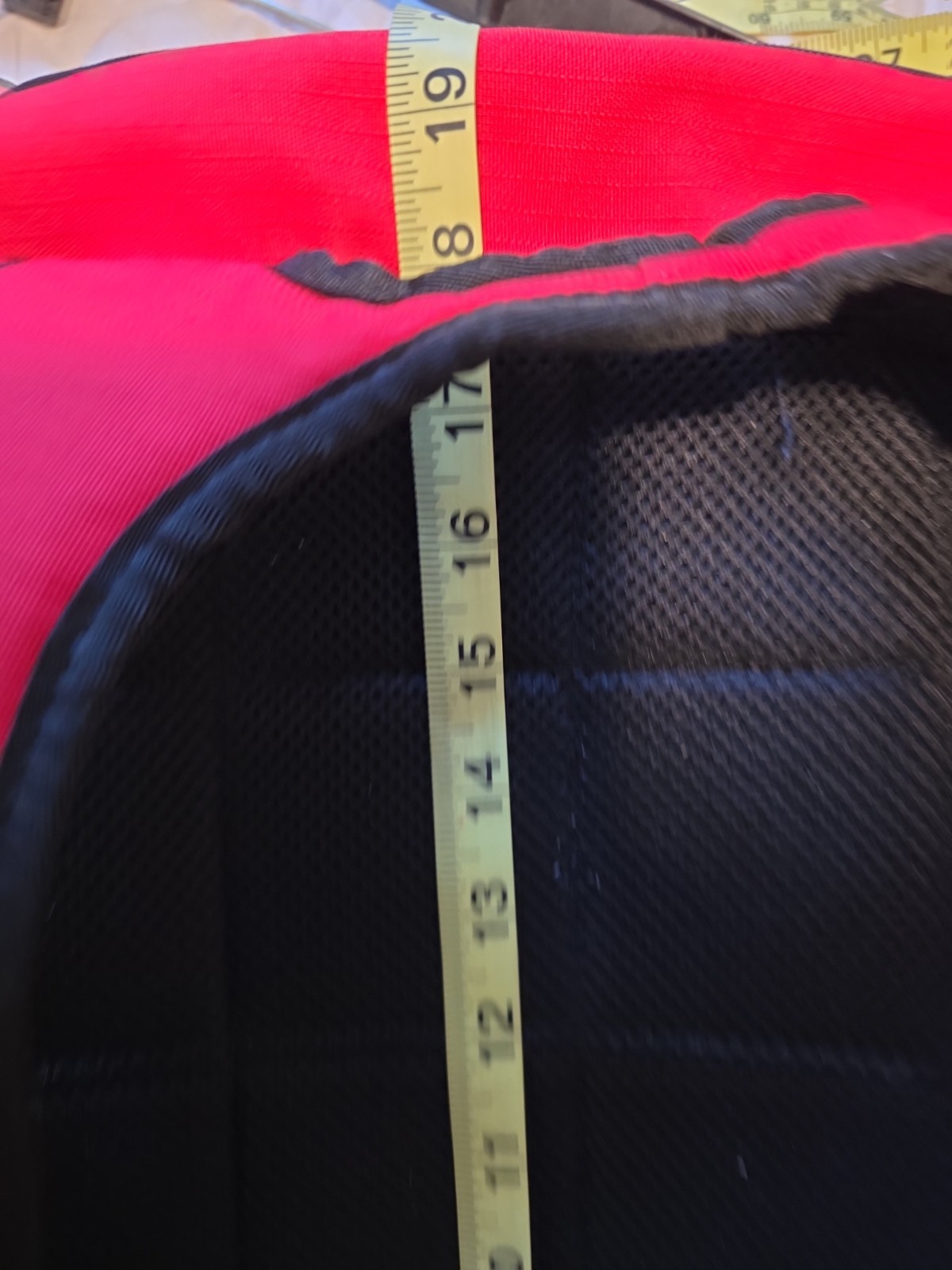 Nike Brasilia backpack Padded Straps & Adjustable, 4- Pockets Black & Red
