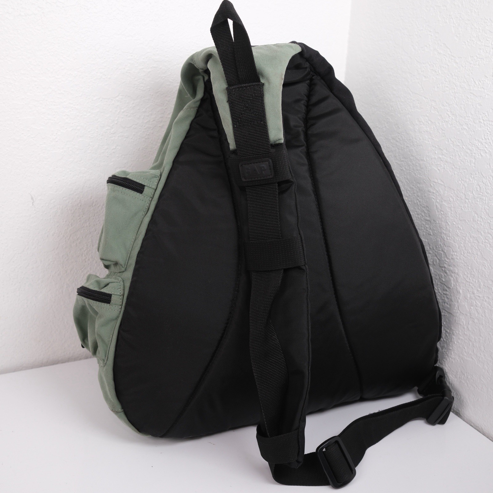 Vtg GAP 2001 Sling Bag Y2K Single Strap Crossbody Shoulder Backpack Green