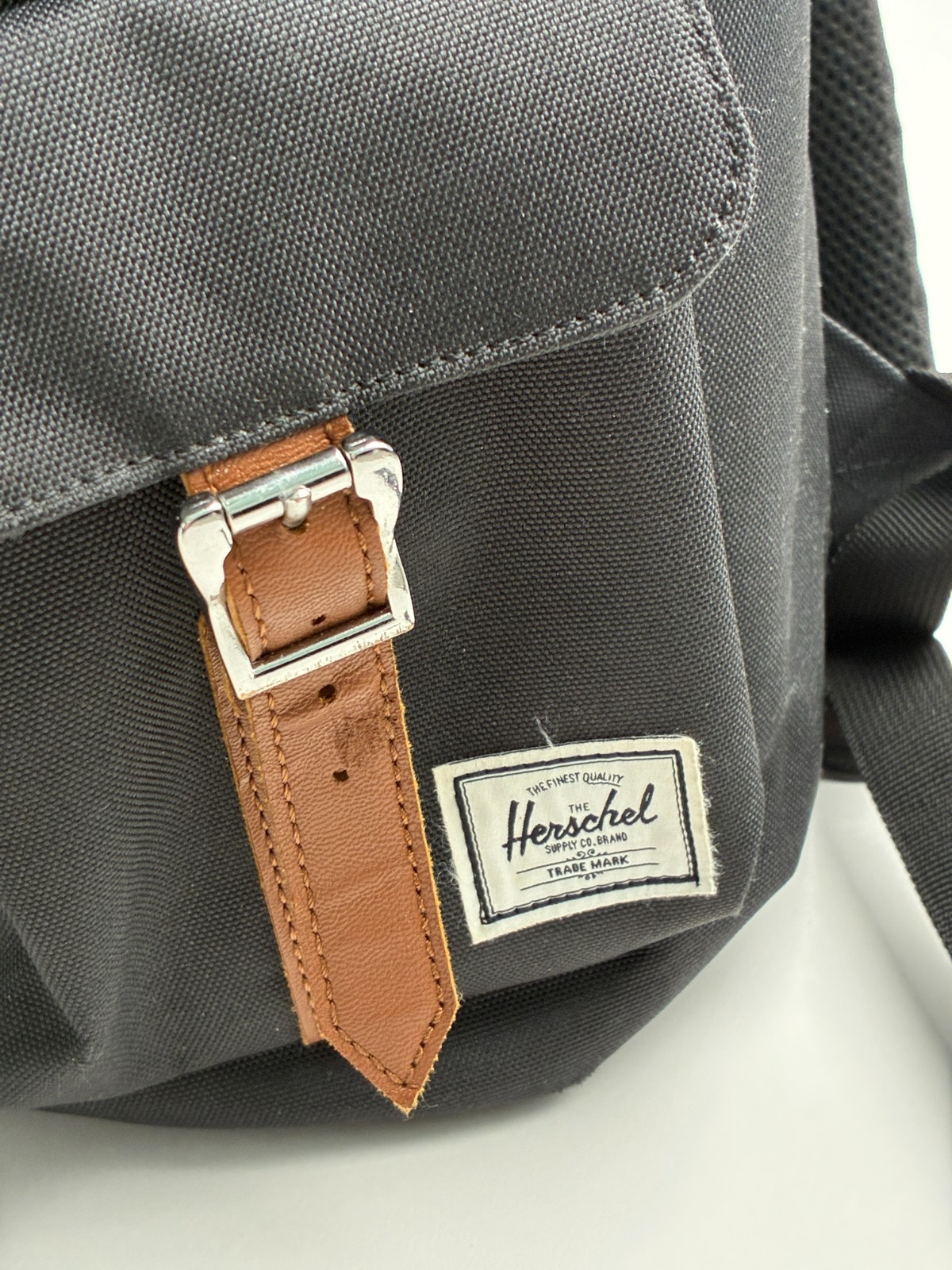 Herschel Supply Co. Dawson Backpack – 20.5L, Black/Tan