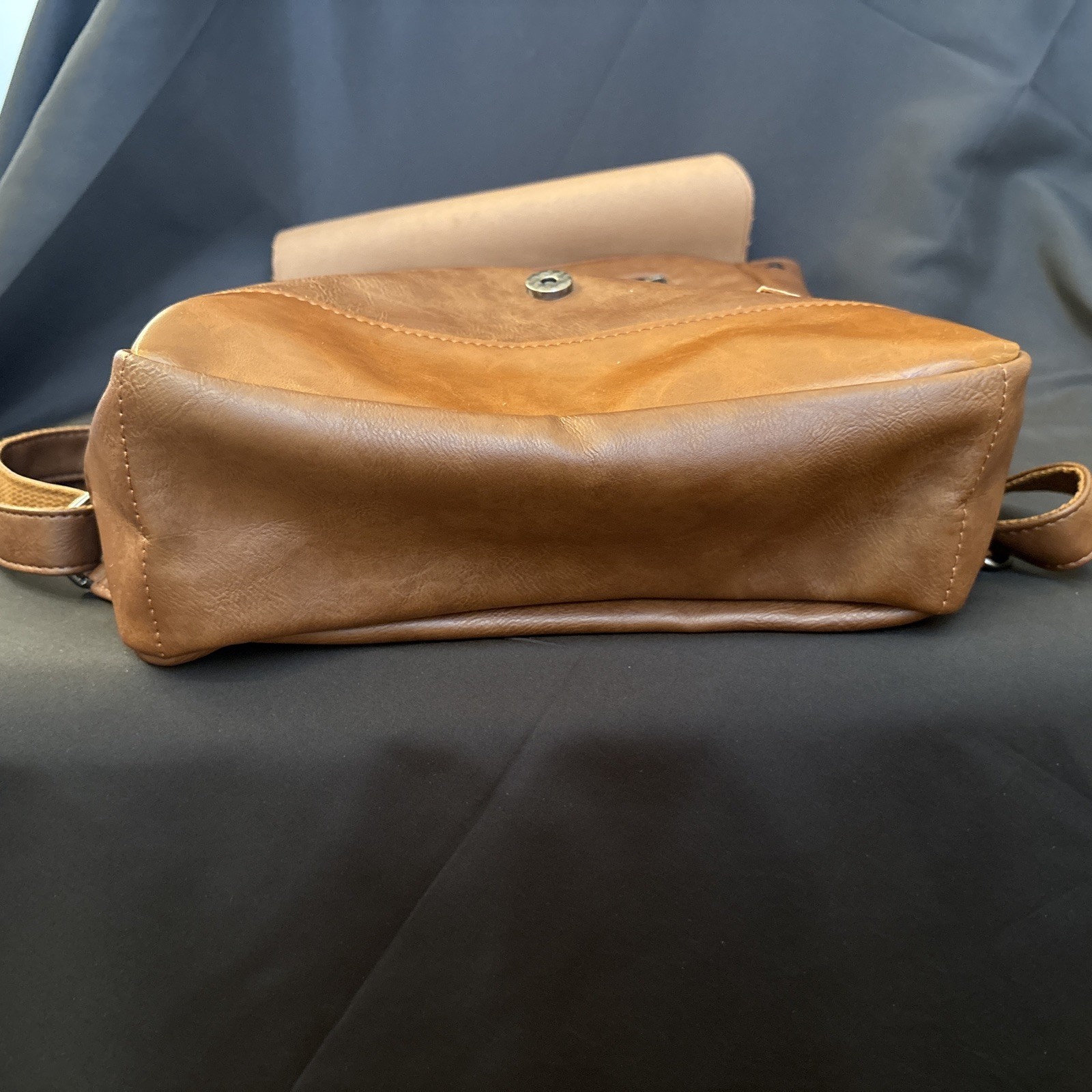 THREE- BOX VEGAN LEATHER BACKPACK VERY CUTE AND LARGE STYLISH VINTAGE