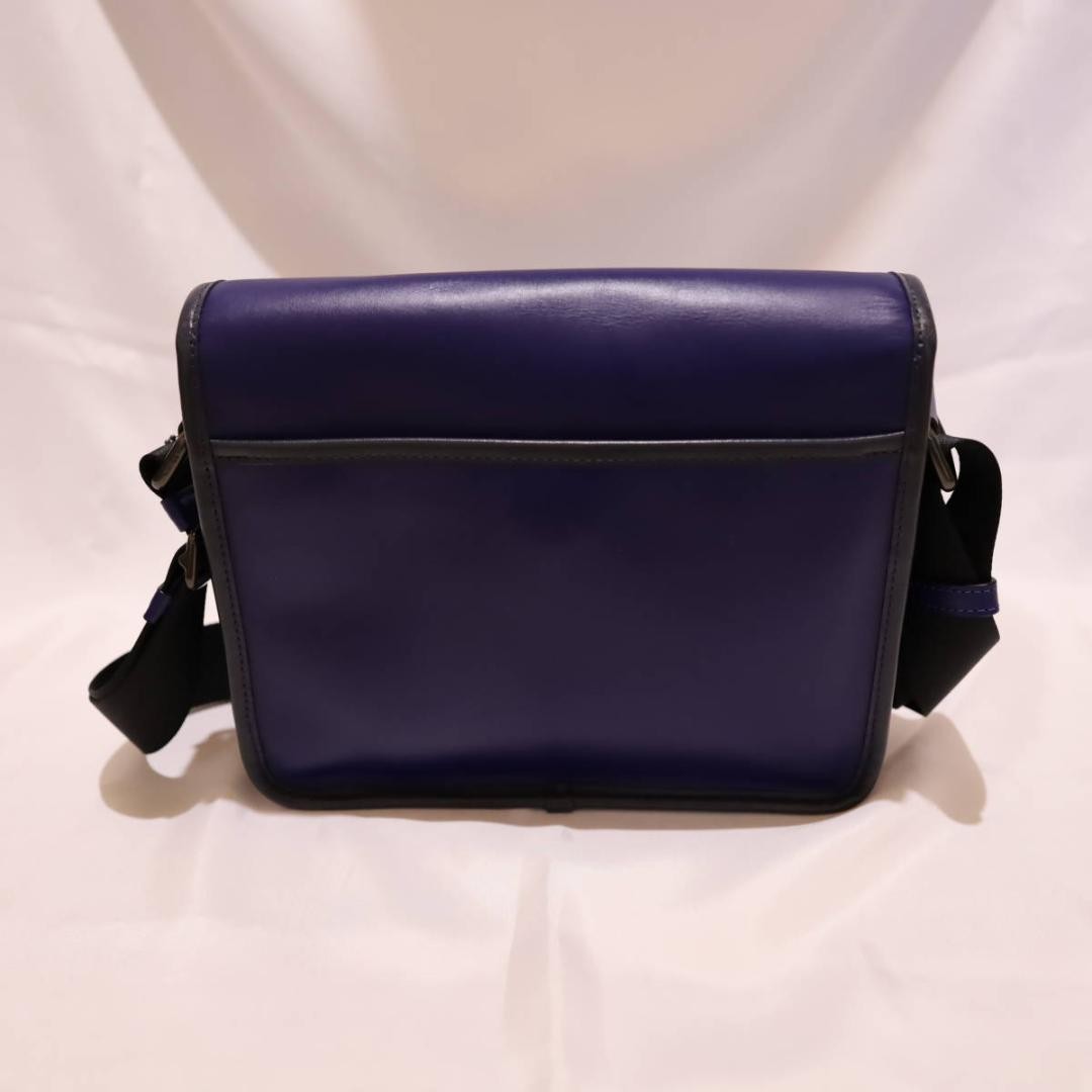 COACH Heritage Map Indigo Midnight Turn Lock 22.5×25.5x6cm Strap 70-128cm Used