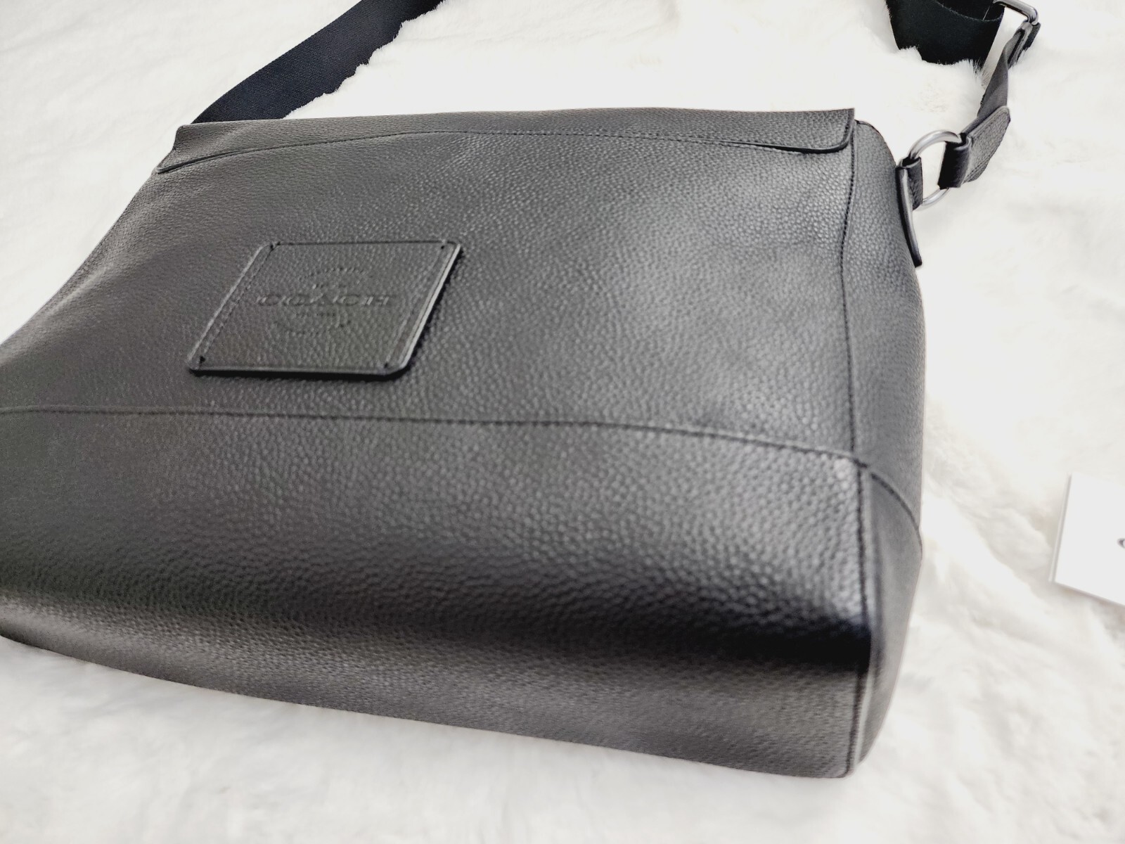 Coach Hudson Messenger Men’s Bag Pebble Leather Black 88892 Unisex Authentic