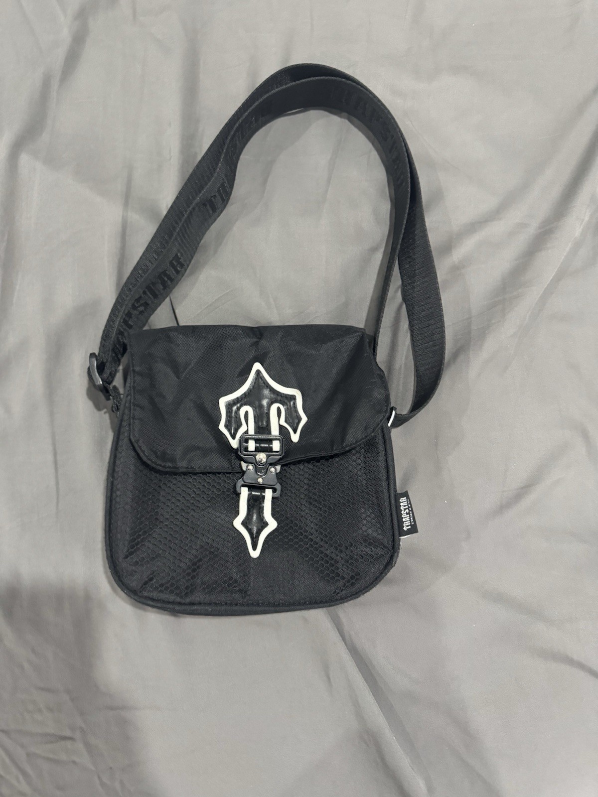 NEW Trapstar Irongate T Crossbody Bag Black