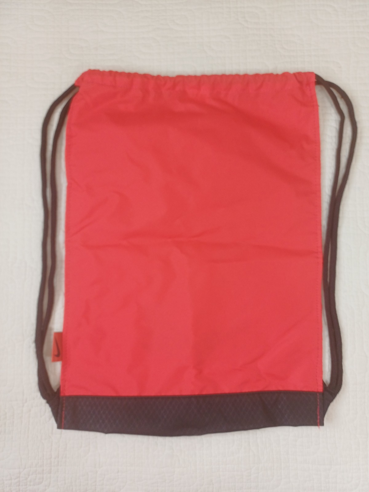Nike Drawstring Gym Shoe Uniform Bag Backpack Red Black EUC