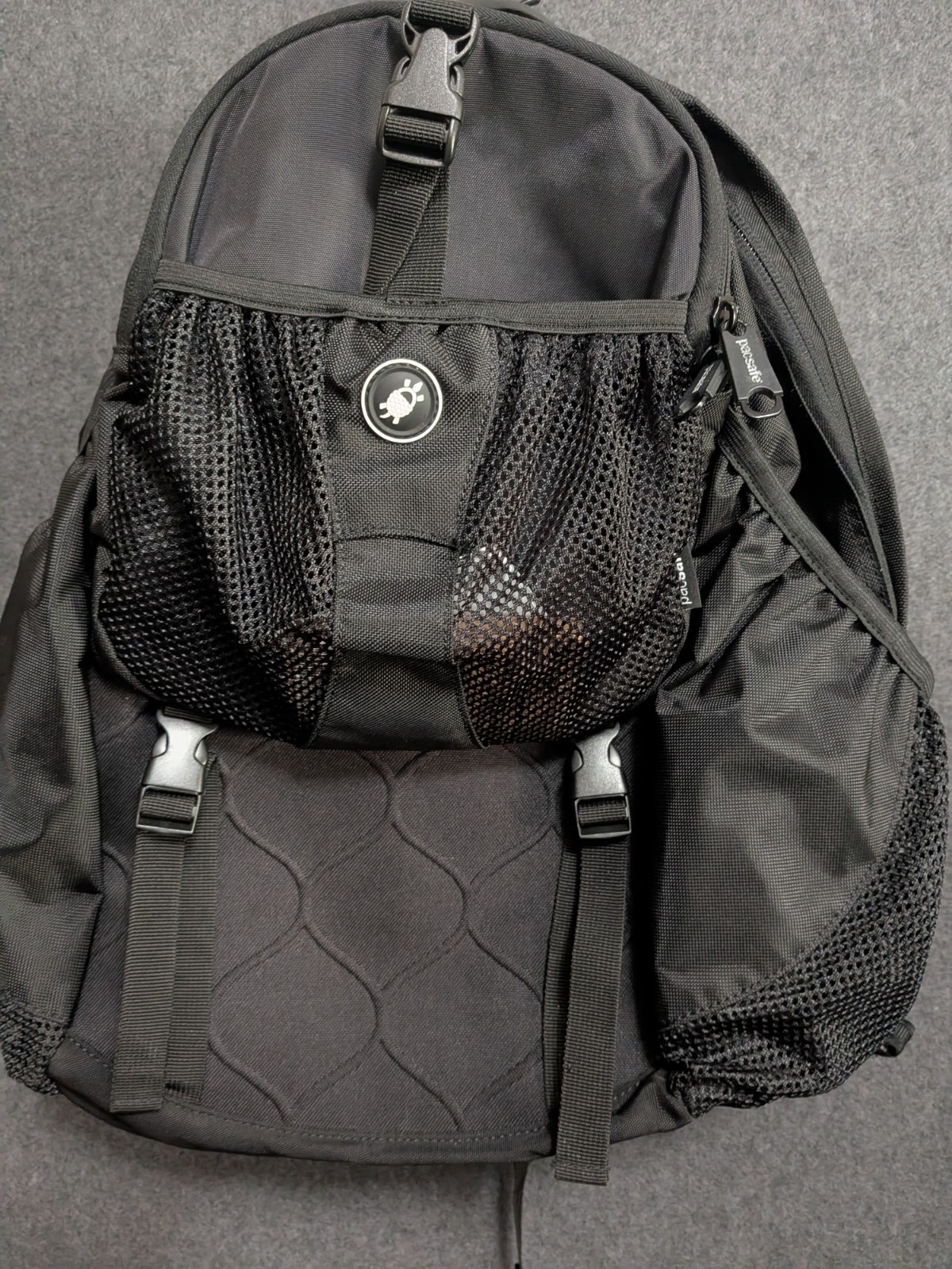 Pacsafe Daysafe100 Lockable Backpack Bag Anti-Theft Anti-Cut Material